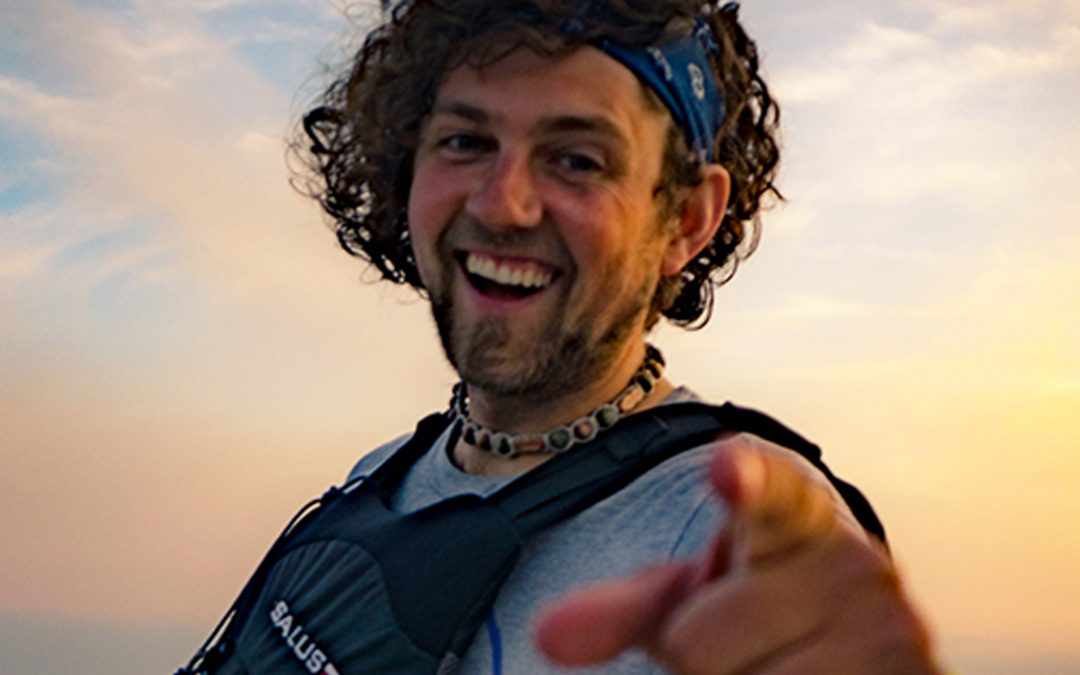 Alex Byczko de Toronto nommé Instructeur de l’année 2022 de Voile Canada
